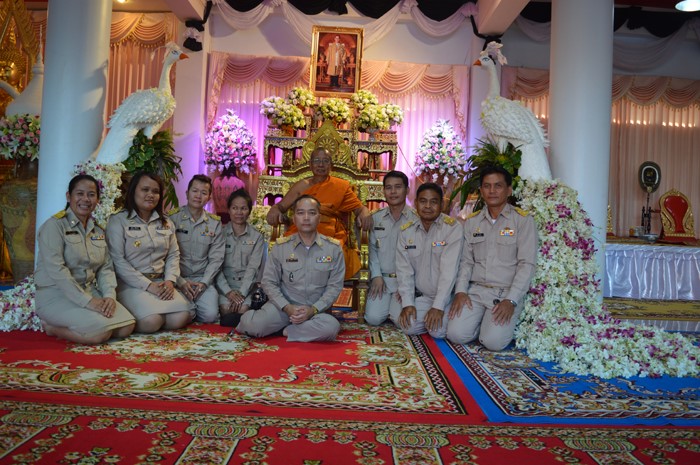 ร่วมพิธีบำเพ็ญกศลสวดพระอภิธรรมถวายพระบรมศพ พระบาทสมเด็จพระปรมินทรมหาภูมิพล 